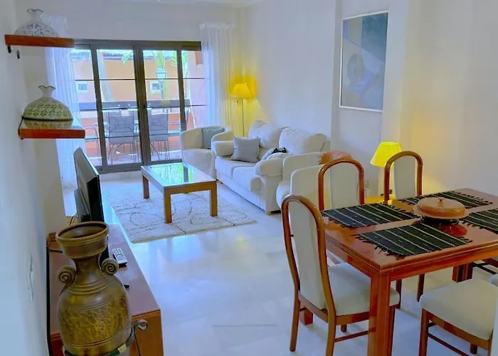 Evans Realty Ax Playa & Piscinas & Garaje Estepona