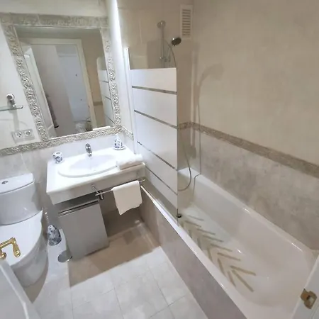 Evans Realty Ax Playa & Piscinas & Garaje Apartman *