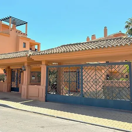 Evans Realty Ax Playa & Piscinas & Garaje * Estepona